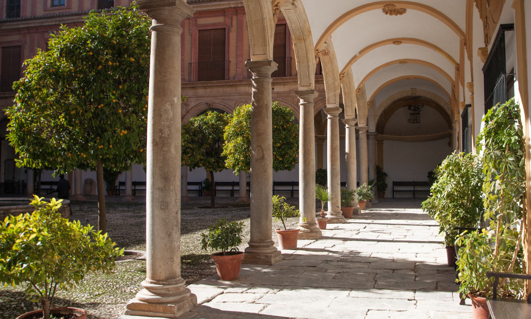 Los patios de la Abadía del Sacromonte