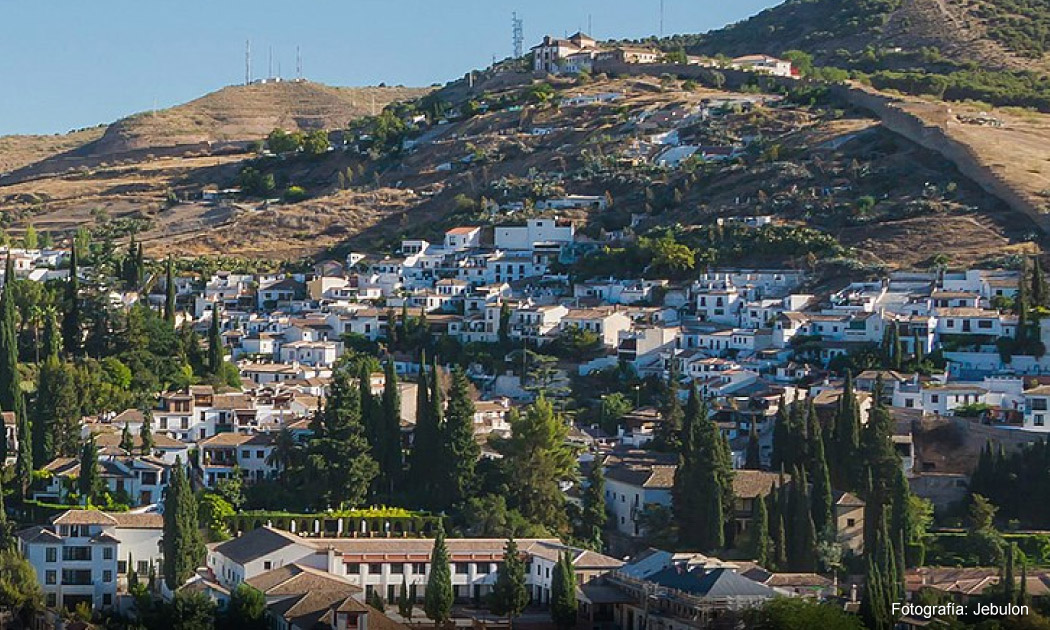Un recorrido por el Sacromonte: naturaleza y vistas panorámicas