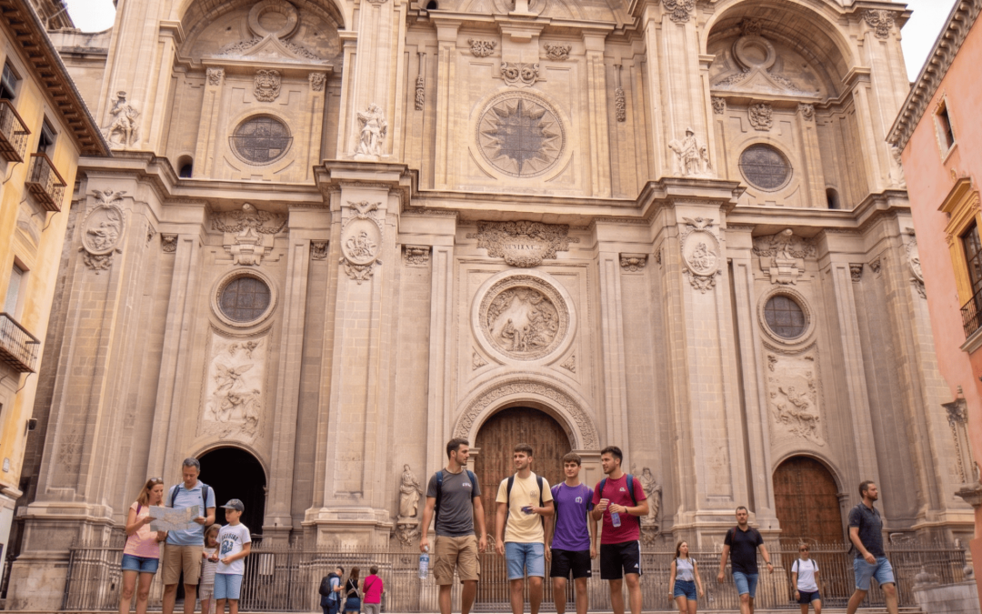 ¿Cómo visitar la Granada Cristiana en días de calor? Guía de supervivencia cultural
